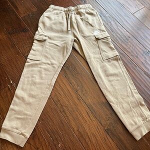 Boys Nike Cargo pocket jogger L
